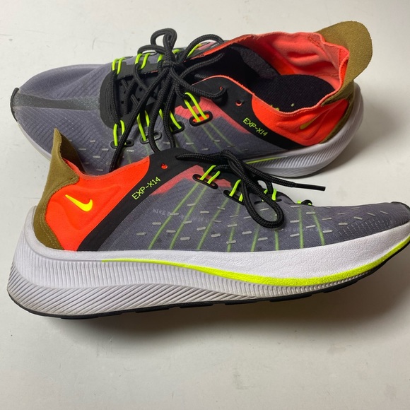 Nike Women's EXP-X14 Running Shoes 6.5 black volt - Picture 4 of 8